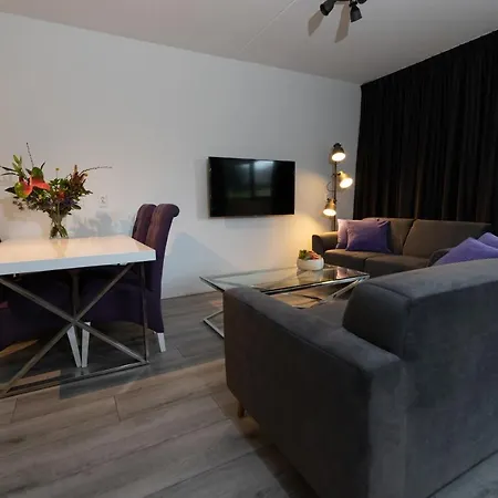 Greenstay Apartment *